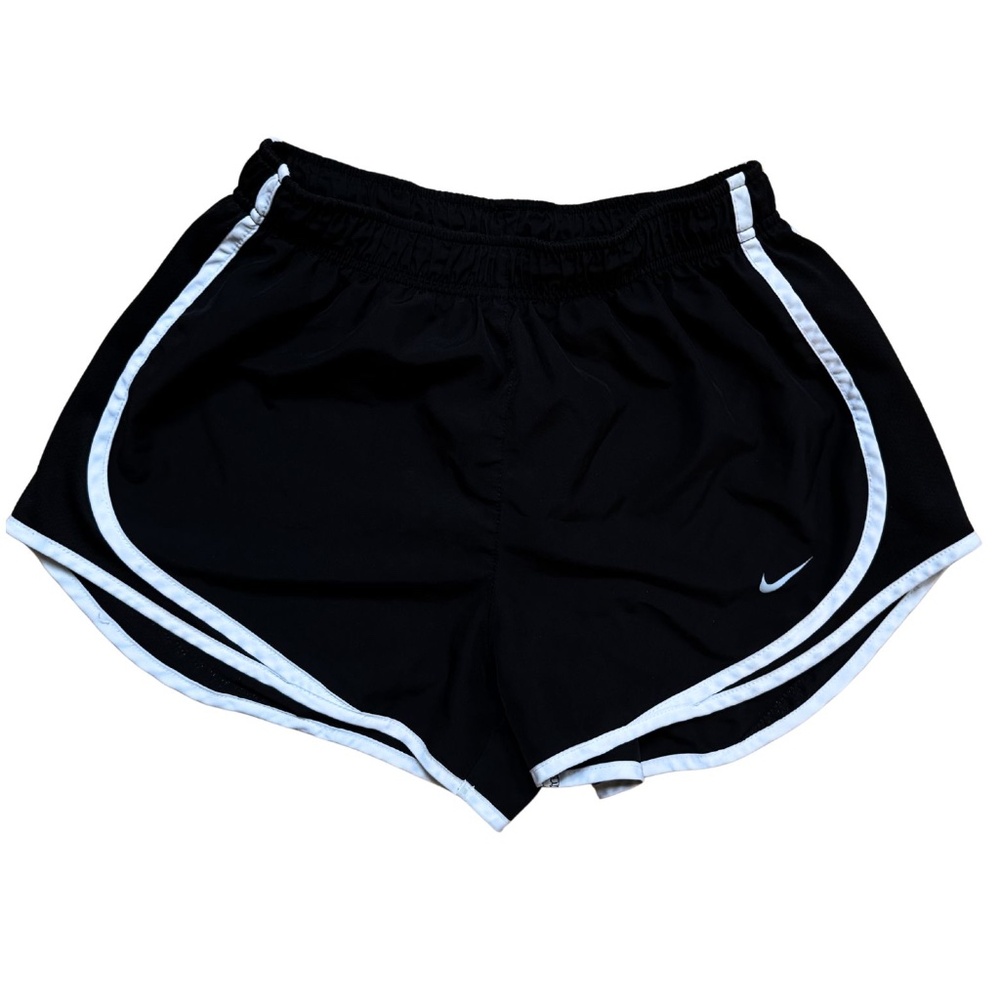 🏃 Nike Black Athletic Shorts – Size M – Lightweight & Comfy!